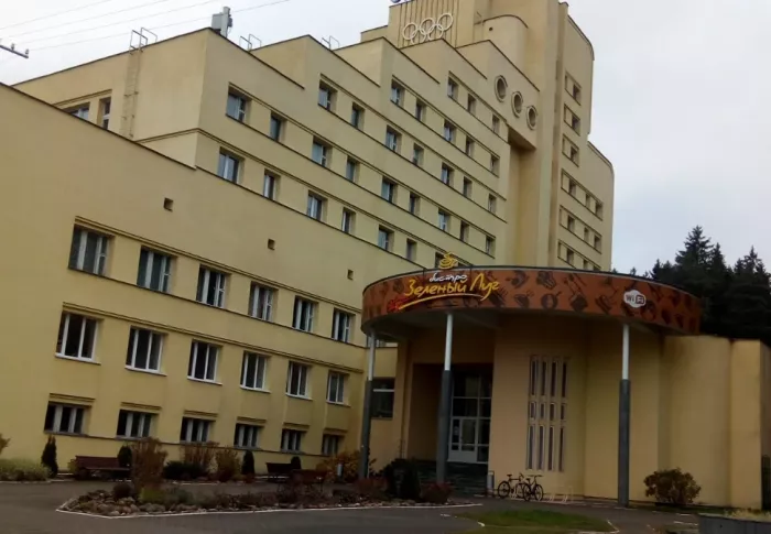 ​Кафе "Зеленый луг"