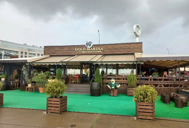Ресторан "Gold Marina".