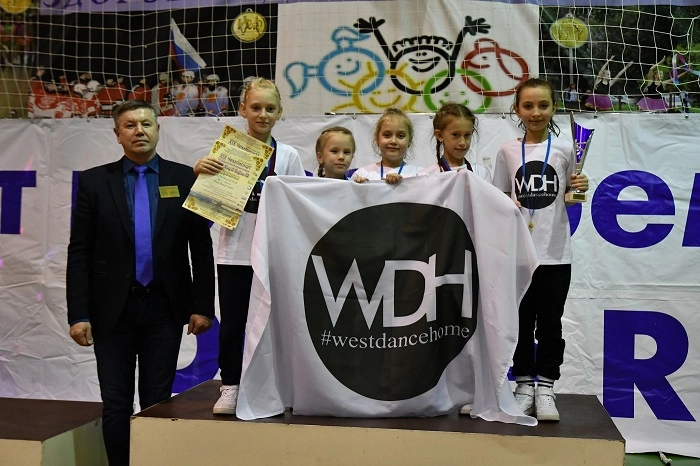  Школа танцев "West Dance Home".
