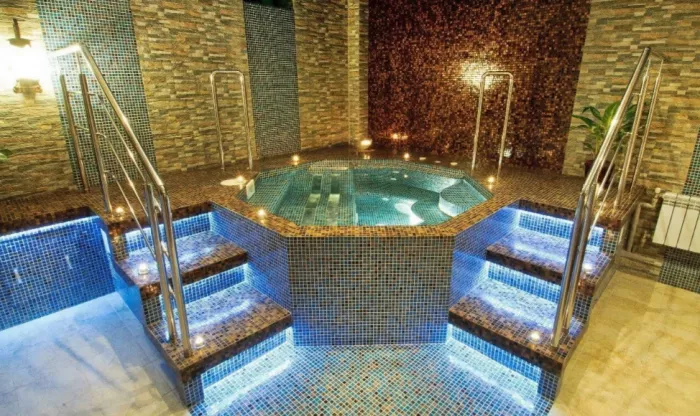 Отель "TROY Hotel"