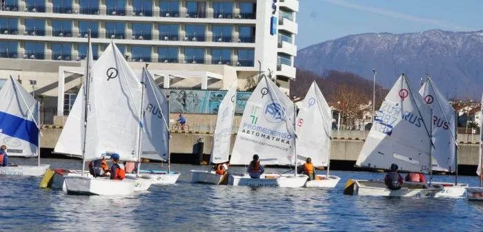 Спортивный клуб "Sail".