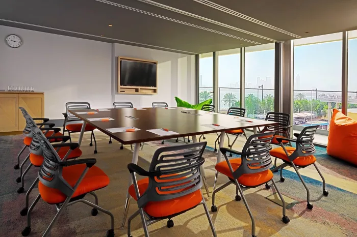 Отель "Aloft Palm Jumeirah" 4*
