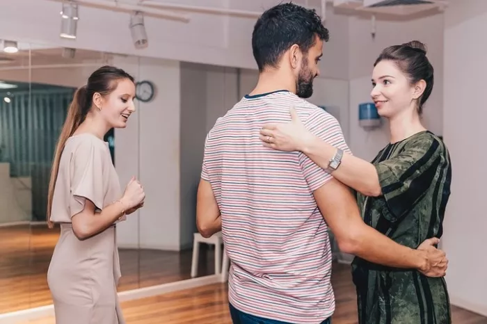 Школа танцев "Dance Studios JLT"