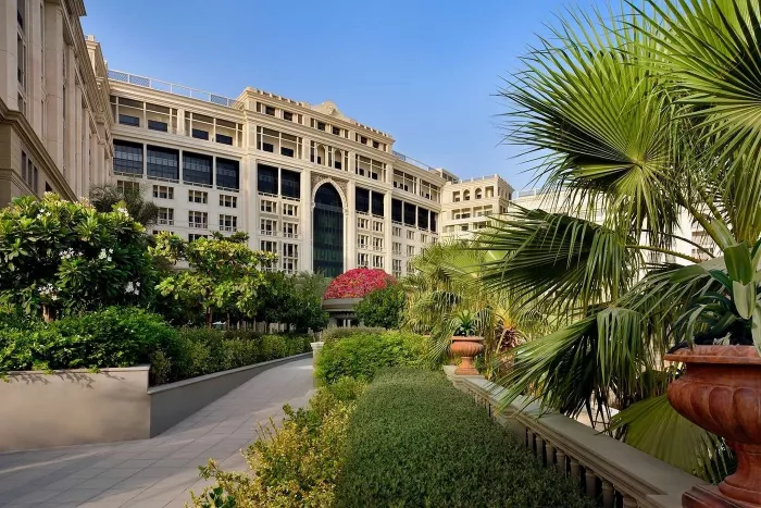 Отель "Palazzo Versace Dubai" 5*