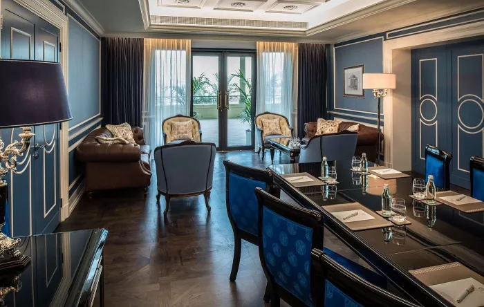 Отель "Palazzo Versace Dubai" 5*