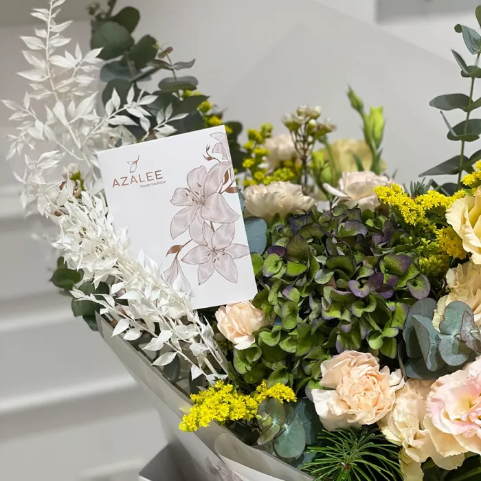 Магазин цветов "Azalee Flower Boutique"