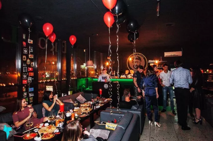 Кальянная "HookaBro Lounge"