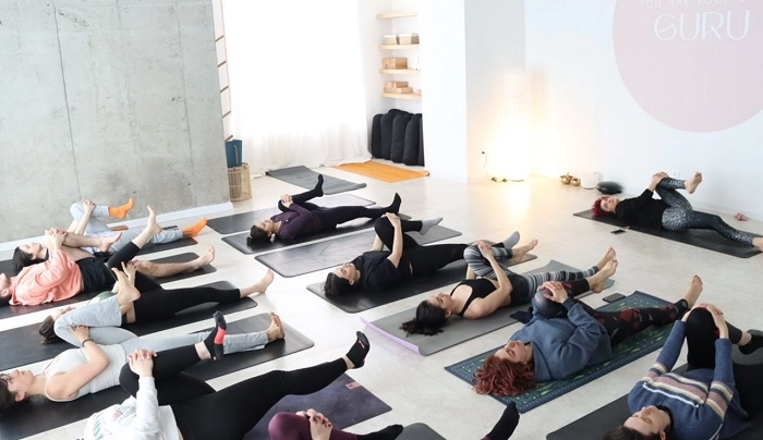 Студия йоги в Ереване "Guru Yoga Studio".