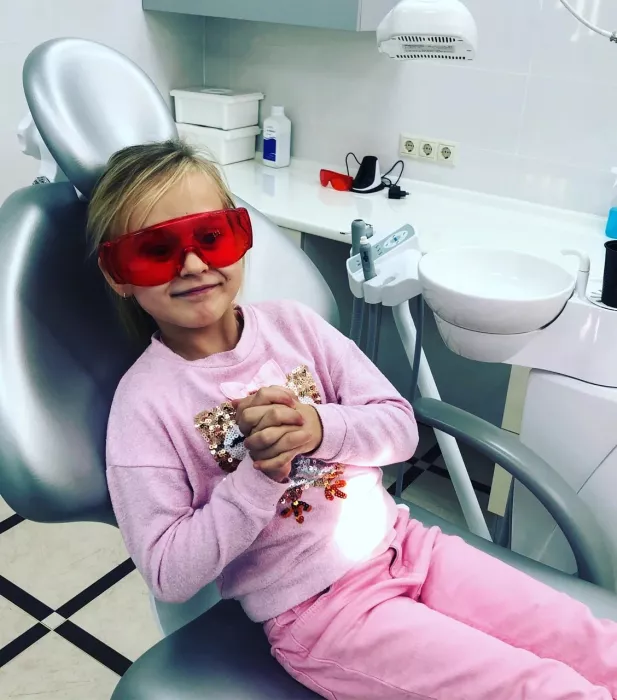 Стоматология "VI-DENTA".