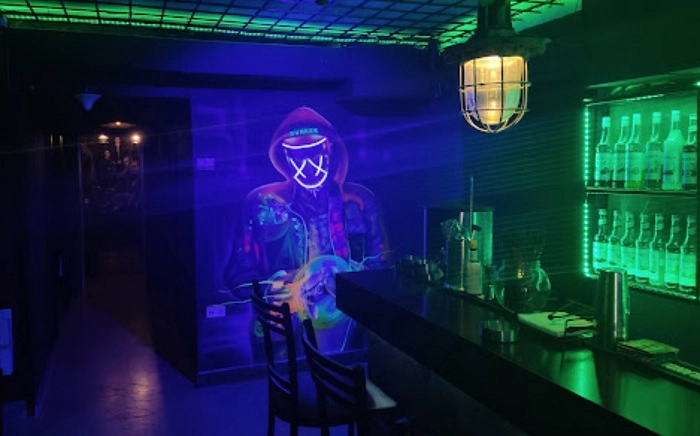Компьютерный клуб "Bunker Game Bar".