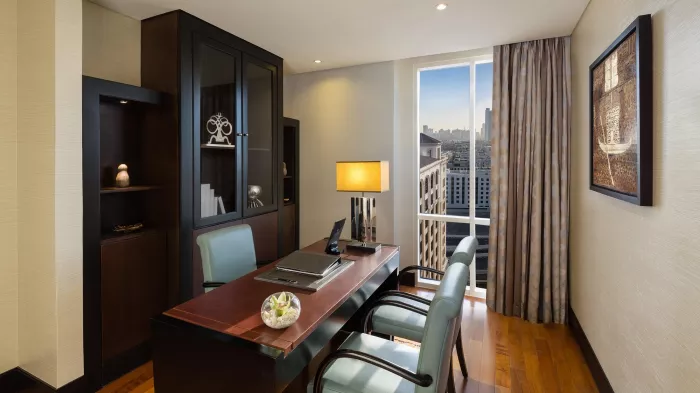 Отель "Kempinski Mall Of The Emirates" 5*