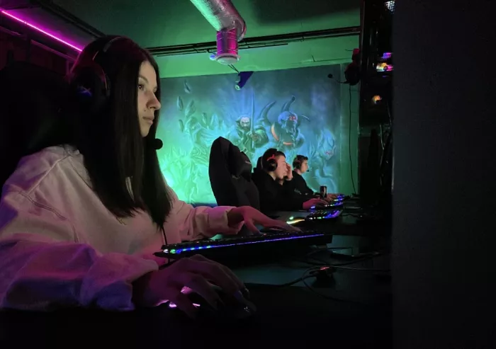 Компьютерный клуб "Well Played" на Атарбекова