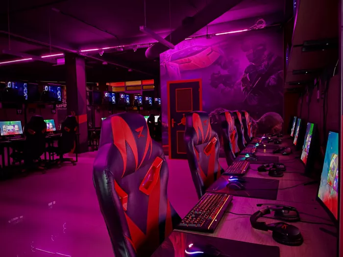 Компьютерный клуб "True Gamers"