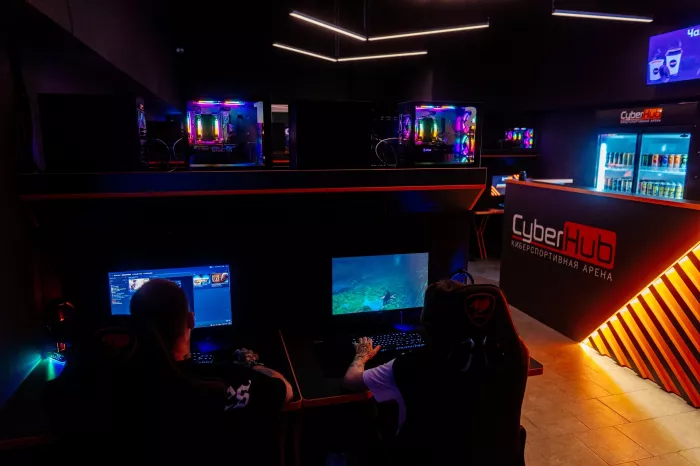 Компьютерный клуб "CyberHub"