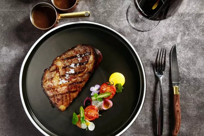 Ресторан «CRU Steakhouse»