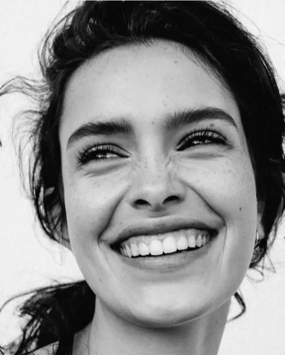 Студия отбеливания зубов "White & Smile".
