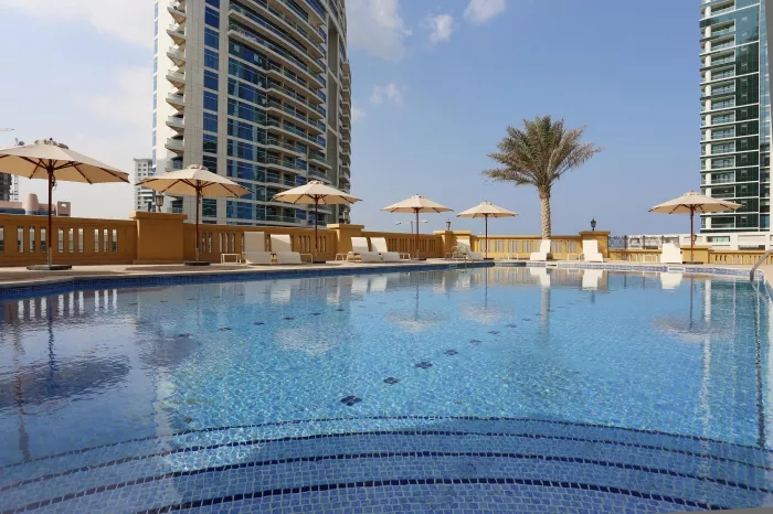 Отель "Ramada Hotel & Suites by Wyndham JBR" 4*