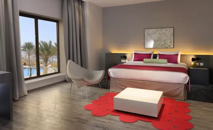 Отель "Ramada Hotel & Suites by Wyndham JBR" 4*