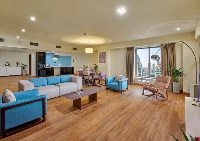 Отель "Ramada Hotel & Suites by Wyndham JBR" 4*
