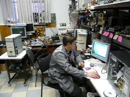 Сервисный центр "Global Service" на Буденновском проспекте.