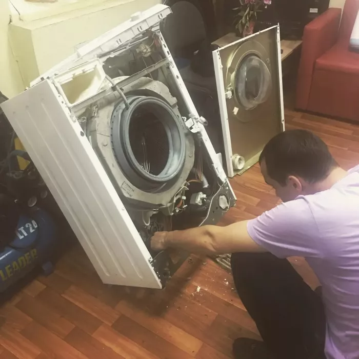 Сервисный центр "Отвертка" на улице Текучева.