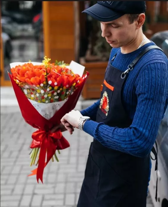 Цветочный магазин "Гран-При Цветочное кафе".