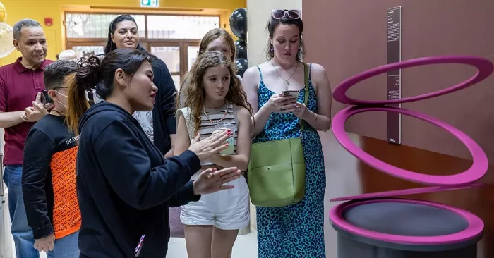 Музей иллюзий "The Museum of Illusions Dubai"
