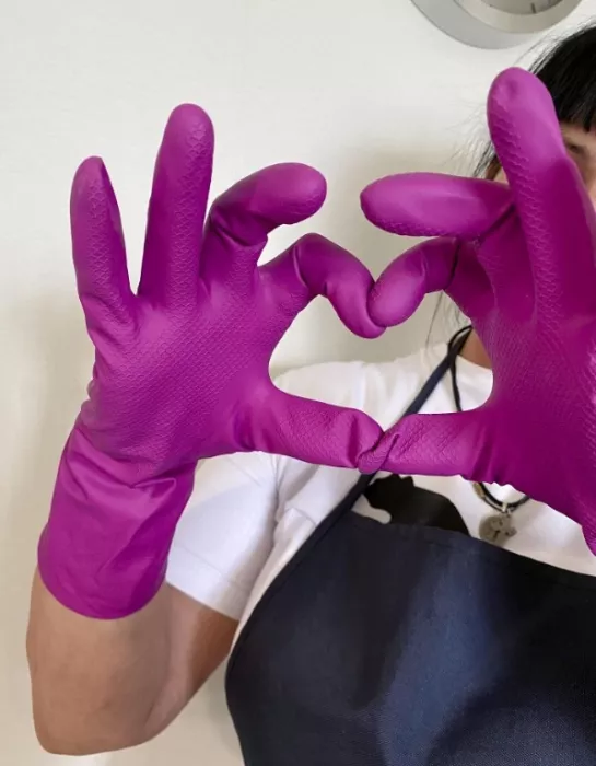 ​Профессиональная уборка "Clean with love".