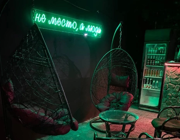 Кальянная "Dym Dymych Lounge" на Уральской