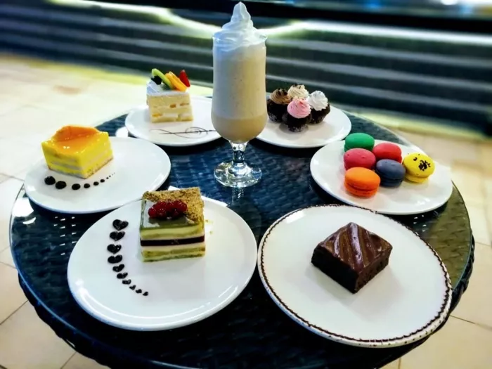Кондитерская "Cake Walk Bakery"