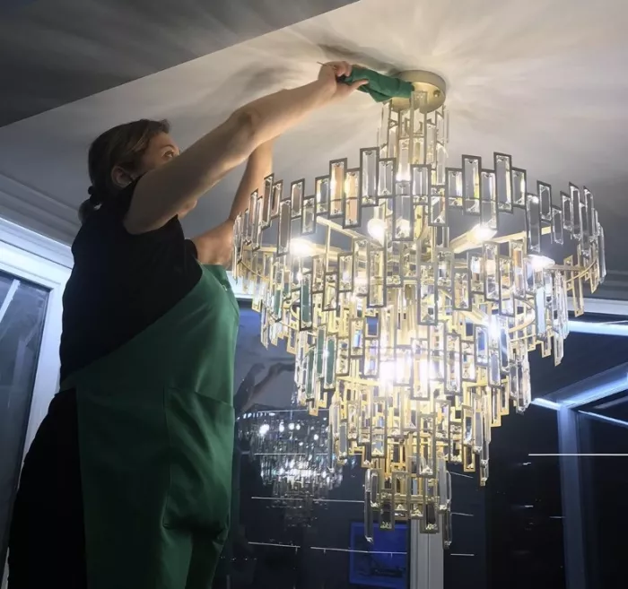 ​Компания по уборке квартир "Fast clean".