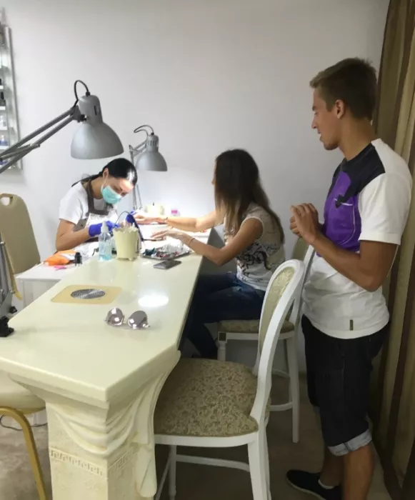 Ногтевая студия "NailBerry"