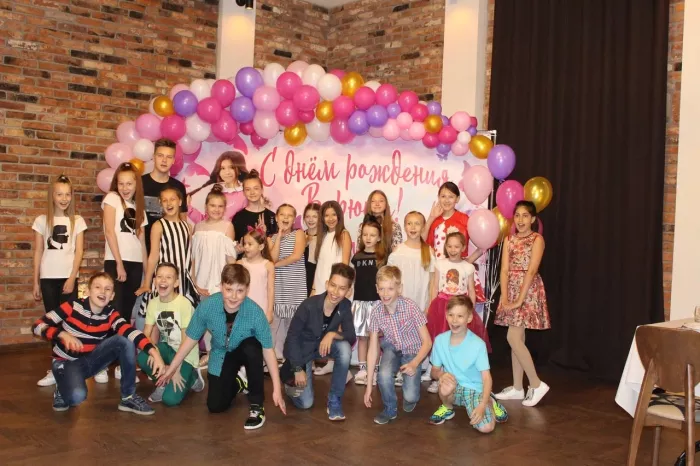 Студия детских праздников "Супер".