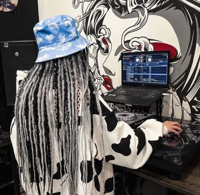 Профессиональная школа диджеинга "DJ PLACE"