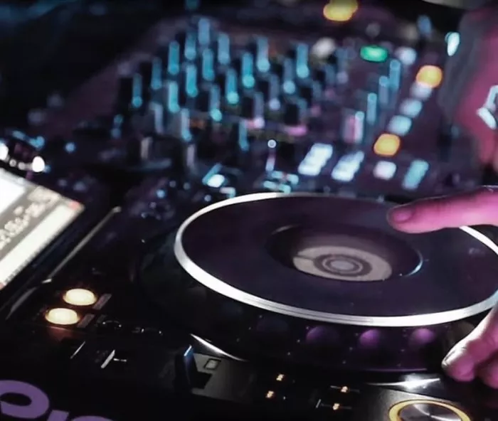 Профессиональная школа диджеинга "DJ PLACE"
