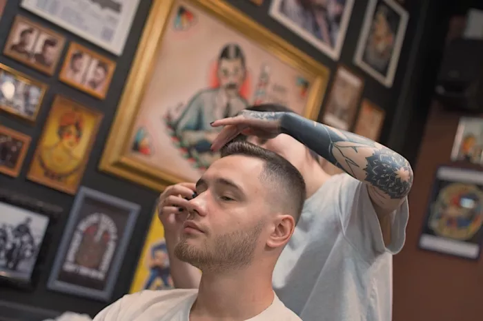 "MR BARBERSHOP"