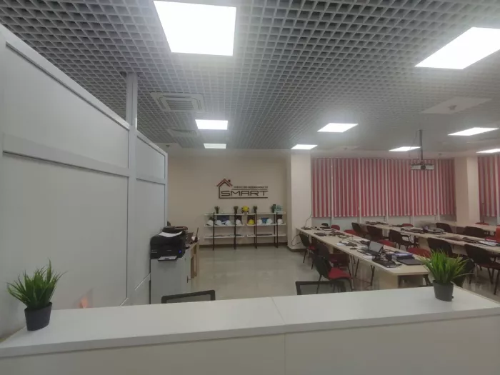 Агентство недвижимости "Smart".