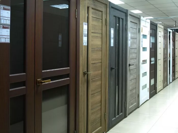 Строительный магазин "Мир дверей".