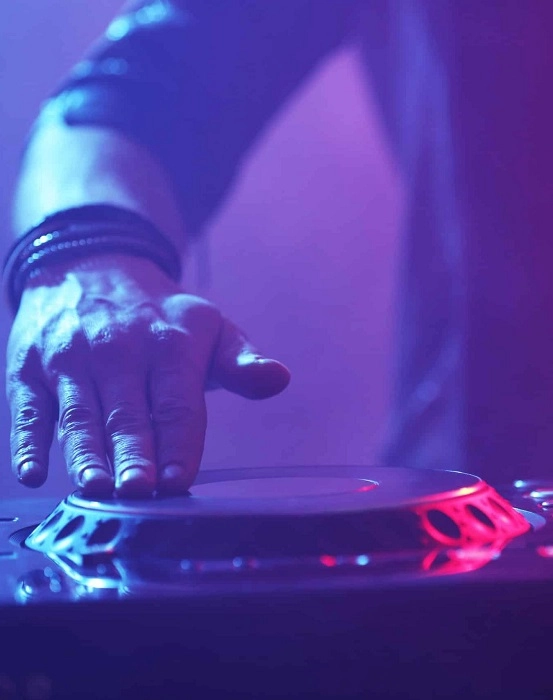 Школа диджеинга "DeejaysCool".