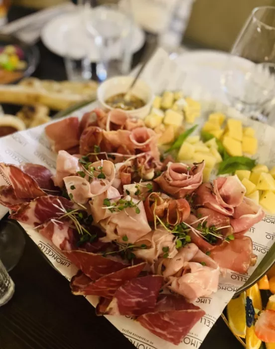 Итальянский ресторан "Limon"