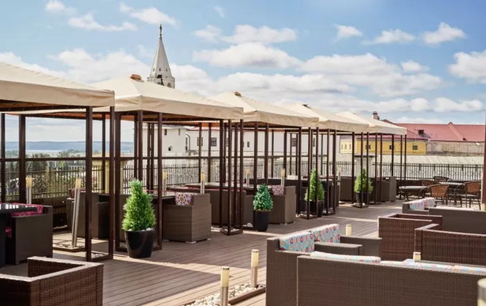 Панорамный ресторан-бар "The Terrace".