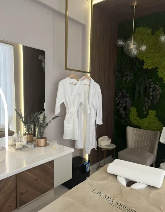 SPA-салон "L.R. SPA Lounge".