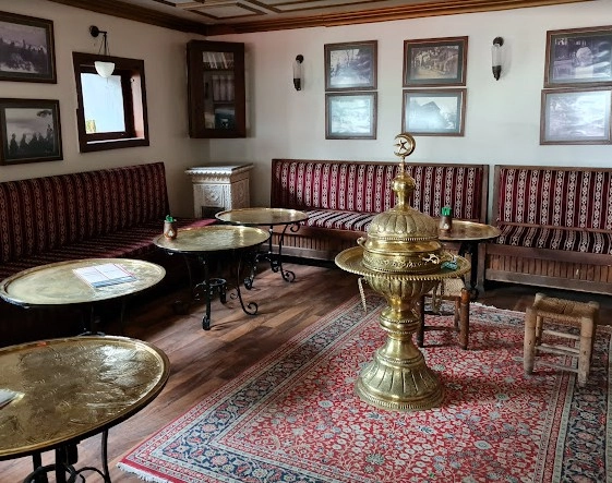  Кафе "Pierre Loti"
