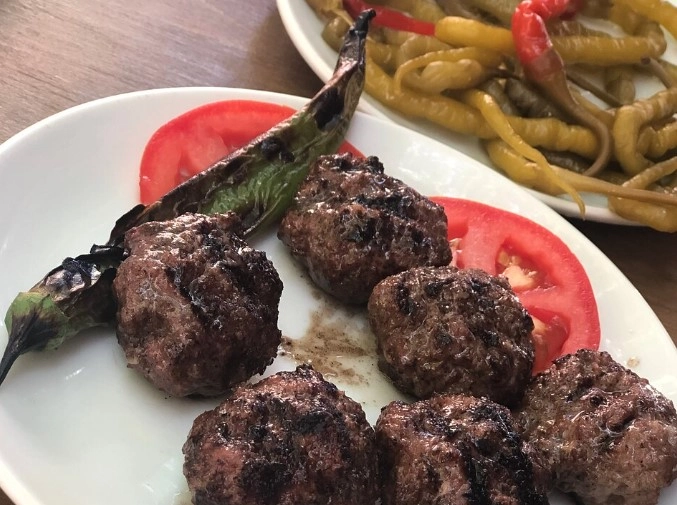 Кафе "Bay Kofte"