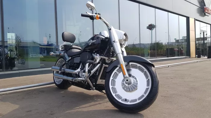 Мото-салон "HARLEY-DAVIDSON" в Нижнем Новгороде.