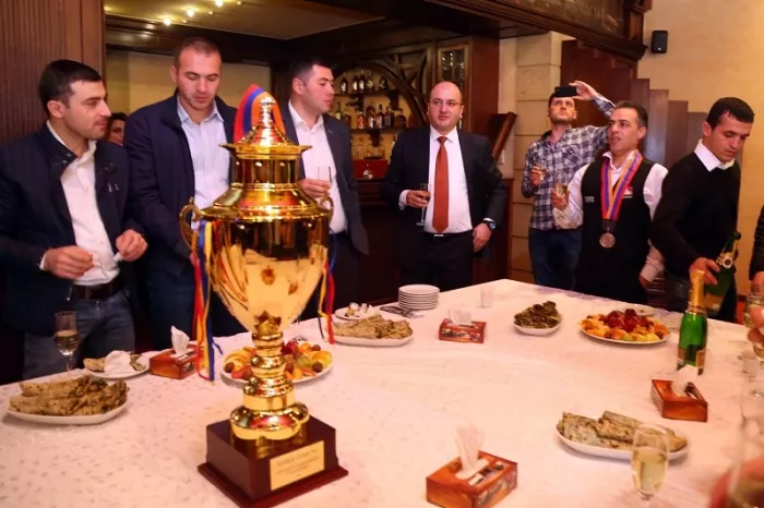 Бильярдный клуб "Effe Billiard Club".