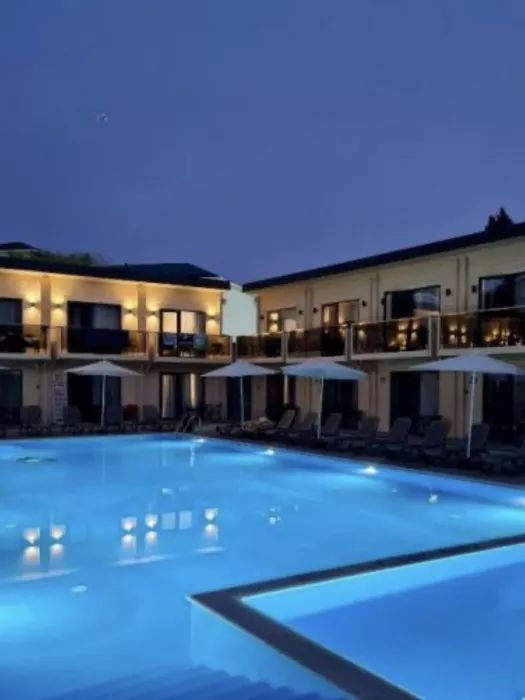 Коттедж "Volna Sea Village"