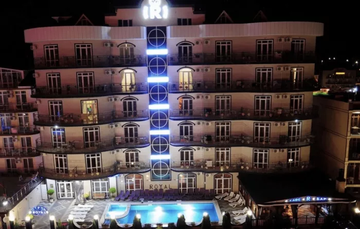 Отель "Royal"