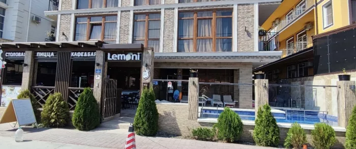 Отель "Lemoni Hotel"