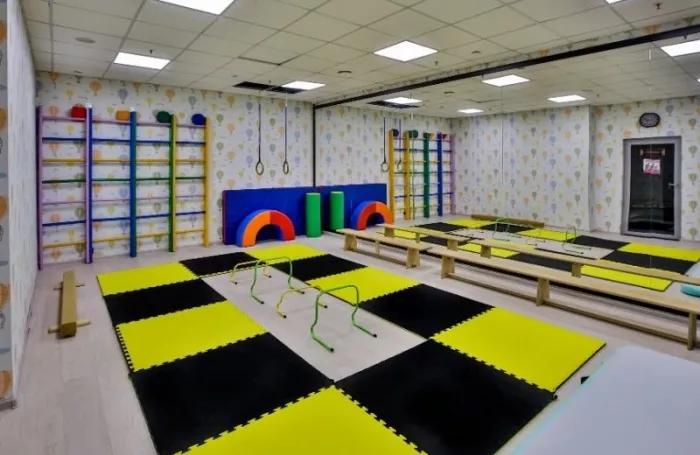 Фитнес-клуб "С.С.С.Р.".